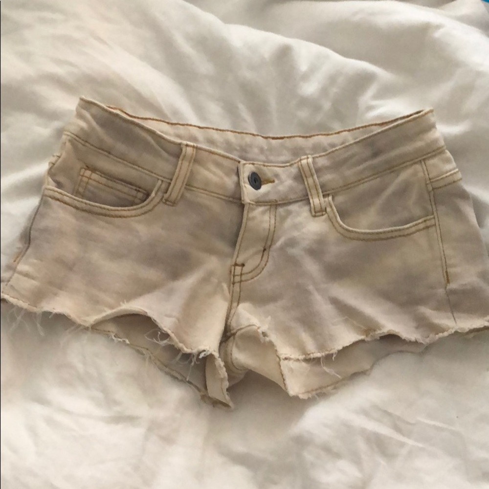 Beautiful shorts - super tight fitting